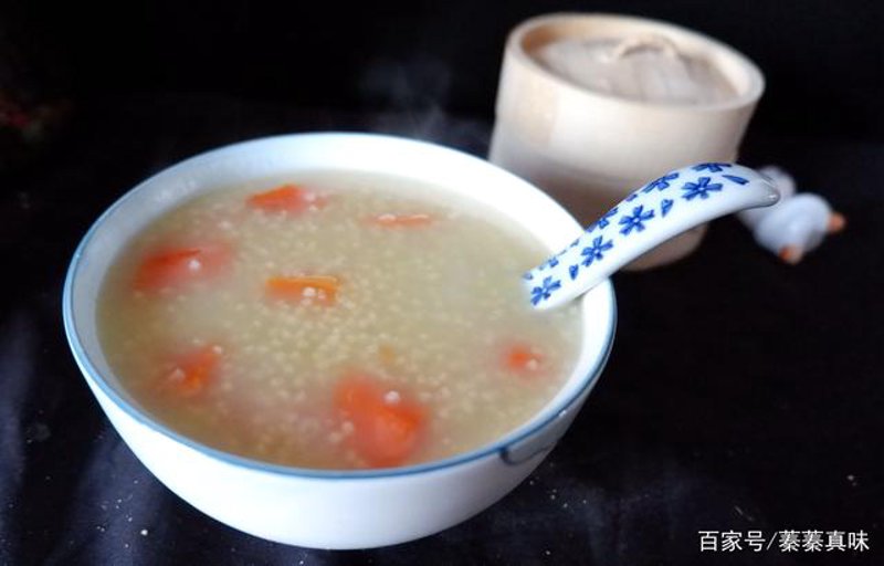 小米粥:一碗温暖人心的传统美食