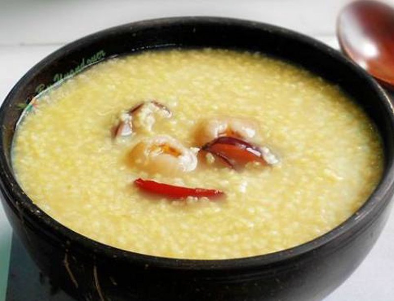 小米粥：一碗滋养的美食